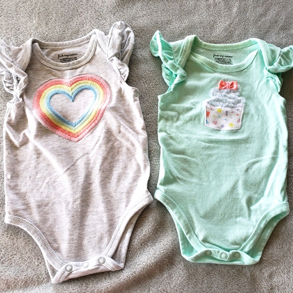 FIRST IMPRESSIONS Outfit Bundle - Picture 2 of 6